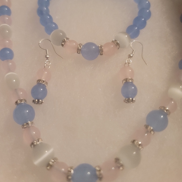 (NWT) 8mm Blue & Pink Jade Set - Picture 7 of 8